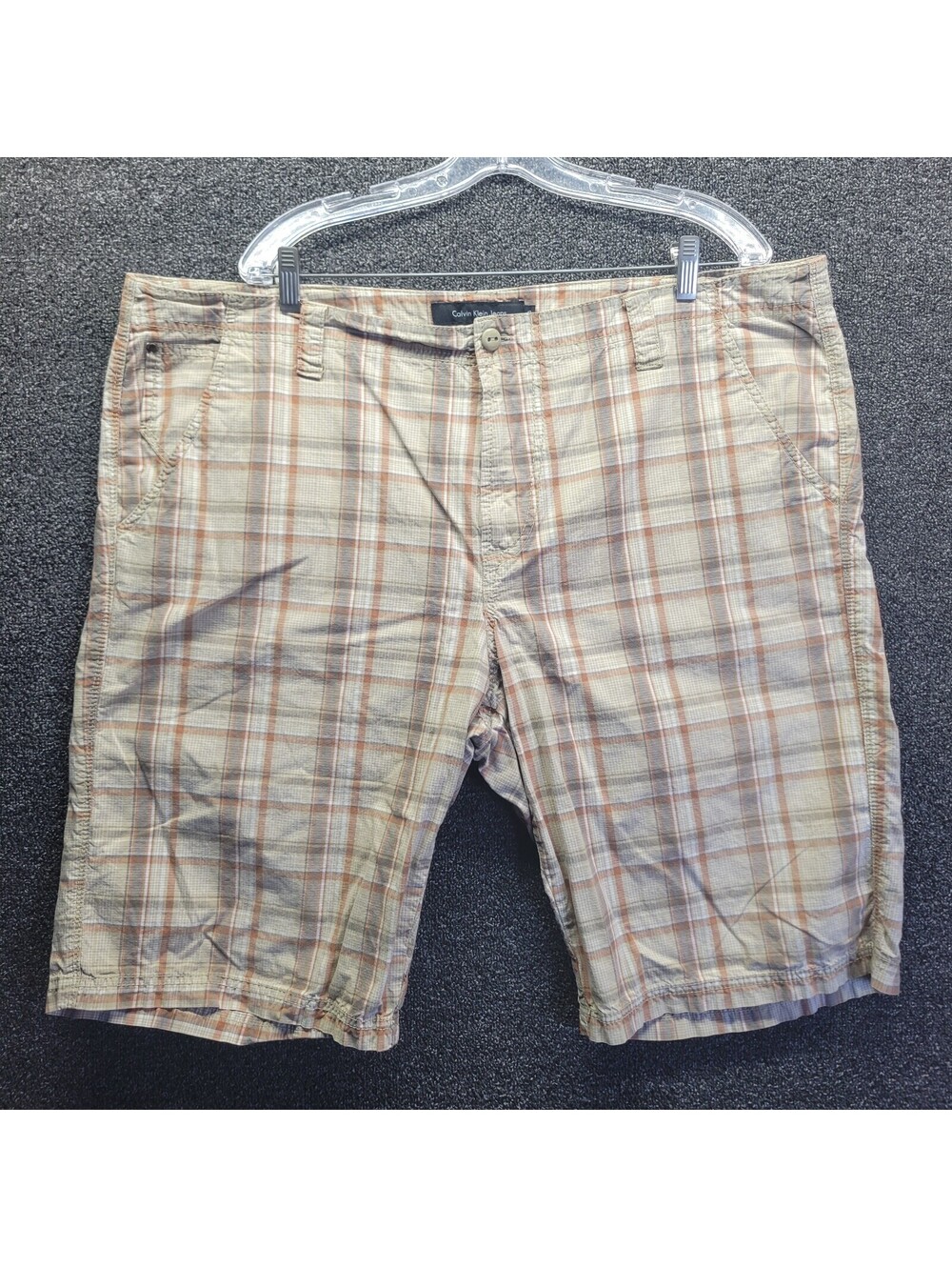 Calvin Klein Jeans Men's Sz 42 Beige Checkered Chino Shorts